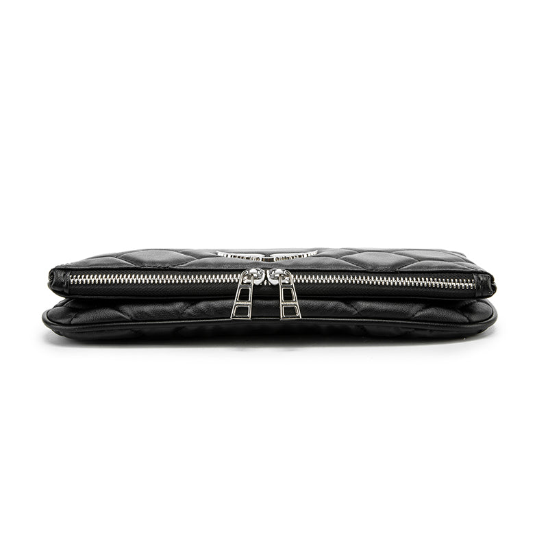 Hexagon Quilted Black Leather Clutch Bag – Wing Logo Chain Crossbody PurseDesigned for versatility, it can be worn as a clutch or crossbody—perfect for both casual and elevated looks