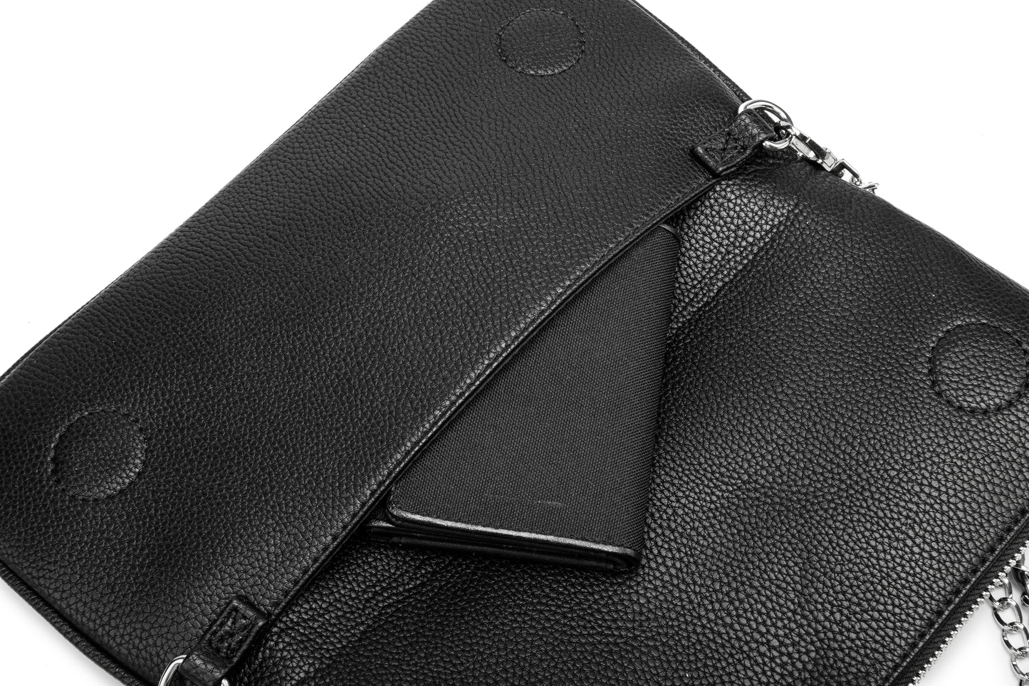 Minimal Wing Logo Black Leather Clutch Bag – Chain Crossbody Shoulder PursePerfect for both casual wear and evening outfits, this is a versatile essential for any modern wardrobe